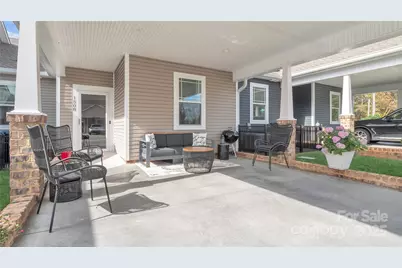 1508 28th Street Lane SE, Hickory, NC 28602 - Photo 2