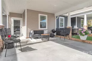 1508 28th St Ln SE, Hickory, NC 28602 - Photo 2