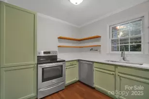 3300 Selwyn Farms Ln, Charlotte, NC 28209 - Photo 6