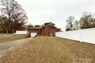 167 E High Rd, Bostic, NC 28018 - Photo 28