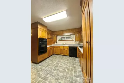 167 E High Road, Bostic, NC 28018 - Photo 6