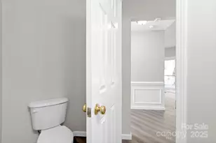 9211 Hickory Tree Ln, Charlotte, NC 28277 - Photo 22