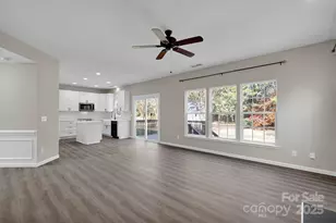 9211 Hickory Tree Ln, Charlotte, NC 28277 - Photo 20