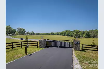 297 Mountain Meadows Lane #7, Tryon, NC 28782 - Photo 4