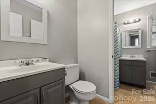 4332 Winedale Ln, Charlotte, NC 28205 - Photo 10