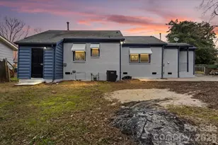 4332 Winedale Ln, Charlotte, NC 28205 - Photo 14