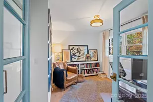 112 Pearson Dr, Asheville, NC 28801 - Photo 6