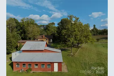 1606 Main Street E, Valdese, NC 28690 - Photo 8