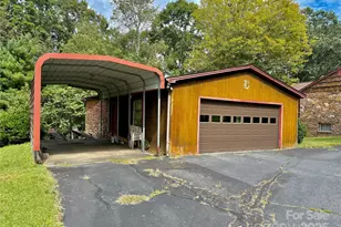 1606 Main St E, Valdese, NC 28690 - Photo 4