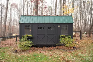 2656 Lee Lawing Rd, Lincolnton, NC 28092 - Photo 38