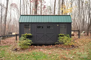 2656 Lee Lawing Rd, Lincolnton, NC 28092 - Photo 38