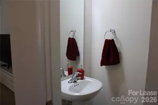 6106 Purbeck Way, Charlotte, NC 28215 - Photo 16