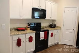 6106 Purbeck Way, Charlotte, NC 28215 - Photo 14