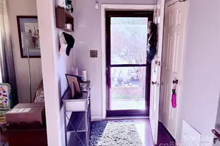 7434 Kilcullen Dr, Charlotte, NC 28270 - Photo 2