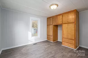 724 S Madison St, Lincolnton, NC 28092 - Photo 18