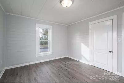 724 S Madison Street, Lincolnton, NC 28092 - Photo 16