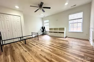 9310 Chastain Walk Dr, Charlotte, NC 28216 - Photo 18