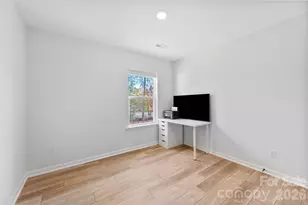 145 Baucom St, Charlotte, NC 28216 - Photo 20