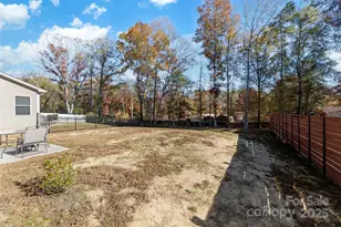 145 Baucom St, Charlotte, NC 28216 - Photo 38