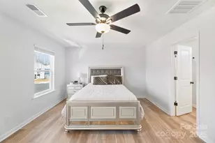 145 Baucom St, Charlotte, NC 28216 - Photo 22