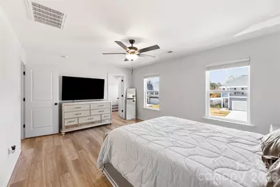 145 Baucom Street, Charlotte, NC 28216 - Photo 16