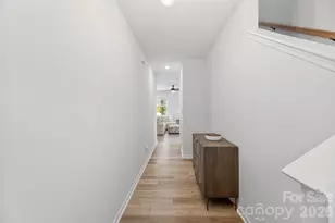 145 Baucom St, Charlotte, NC 28216 - Photo 2