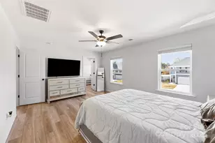 145 Baucom St, Charlotte, NC 28216 - Photo 26