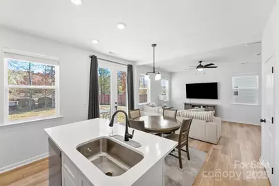 145 Baucom Street, Charlotte, NC 28216 - Photo 18