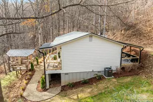 242 Moody Cove Rd, Weaverville, NC 28787 - Photo 8