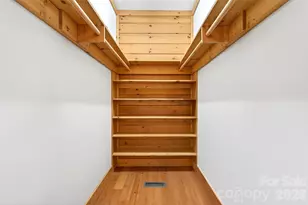 240 Ravenswood Dr, Marion, NC 28752 - Photo 28