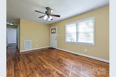 117 Sunset Lane, Bessemer City, NC 28016 - Photo 4