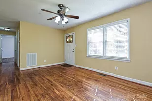 117 Sunset Ln, Bessemer City, NC 28016 - Photo 4