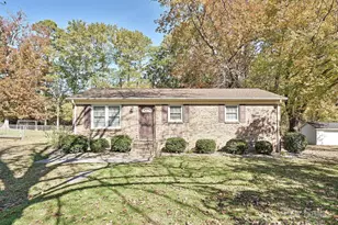 117 Sunset Ln, Bessemer City, NC 28016 - Photo 2