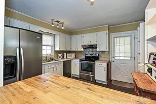 117 Sunset Ln, Bessemer City, NC 28016 - Photo 8