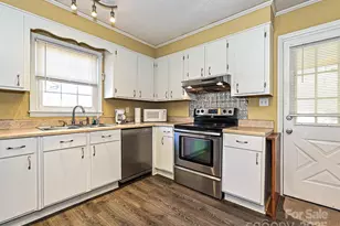 117 Sunset Ln, Bessemer City, NC 28016 - Photo 10