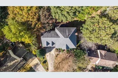 2507 Bathgate Lane, Matthews, NC 28105 - Photo 2