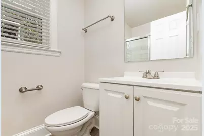 2446 Columbus Circle, Charlotte, NC 28208 - Photo 18