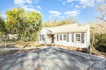 2446 Columbus Circle, Charlotte, NC 28208 - Photo 4