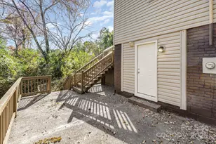 2446 Columbus Cir, Charlotte, NC 28208 - Photo 26