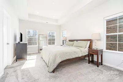 5244 Kinsbridge Drive, Charlotte, NC 28227 - Photo 12