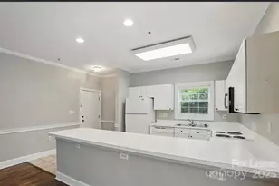 8731 Coralbell Ln, Charlotte, NC 28213 - Photo 8