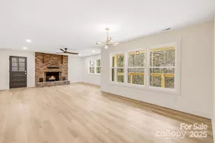 7 Angus Ln, Asheville, NC 28805 - Photo 14