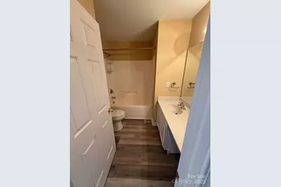 11042 Carver Pond Road, Charlotte, NC 28269 - Photo 20