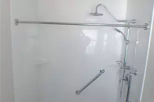 9112 Four Mile Crk Rd, Charlotte, NC 28277 - Photo 16