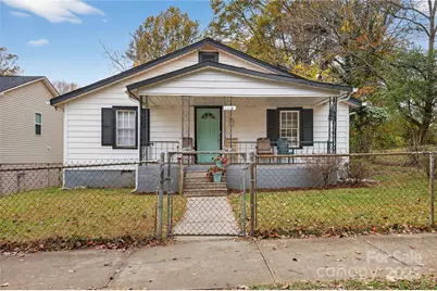 1114 Wilson W Lee Boulevard, Statesville, NC 28677 - Photo 1