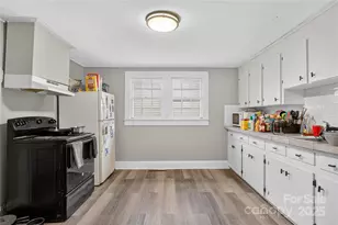 1114 Wilson W Lee Blvd, Statesville, NC 28677 - Photo 8