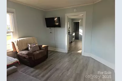 705 Cleveland Avenue, Kings Mountain, NC 28086 - Photo 8