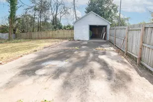 203 Morehead St, Morganton, NC 28655 - Photo 20