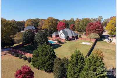 137 Clearcreek Drive, Boiling Springs, SC 29316 - Photo 4