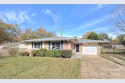 910 Holly Drive, Gastonia, NC 28054 - Photo 1